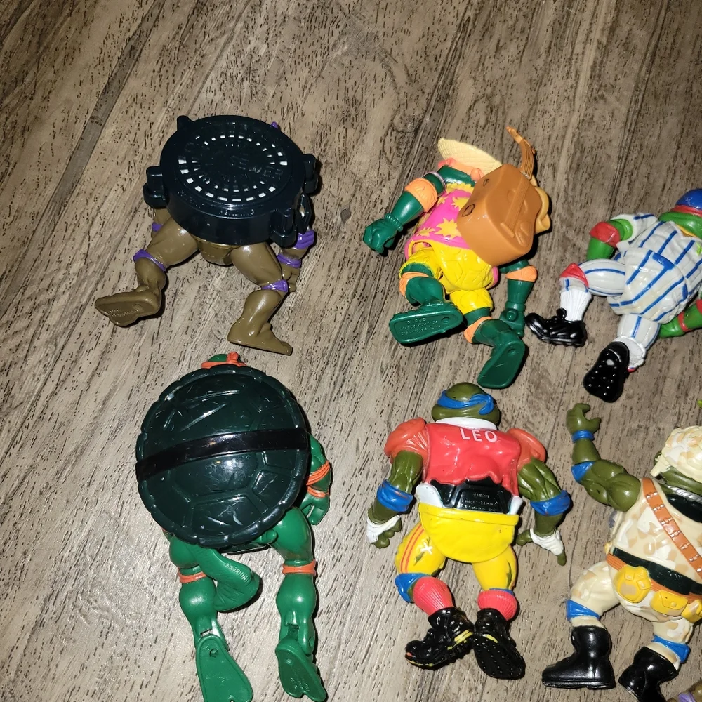 VTG TMNT Teenage Mutant Ninja Turtles Mixed Figure Lot of 12 .. 90s